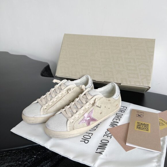 Golden Goose - Picture 1 of 9